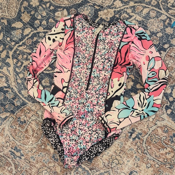Maaji Other - Maaji Reversible Floral Zip-Up Swimsuit